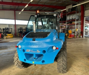 manitou gelaende hinten